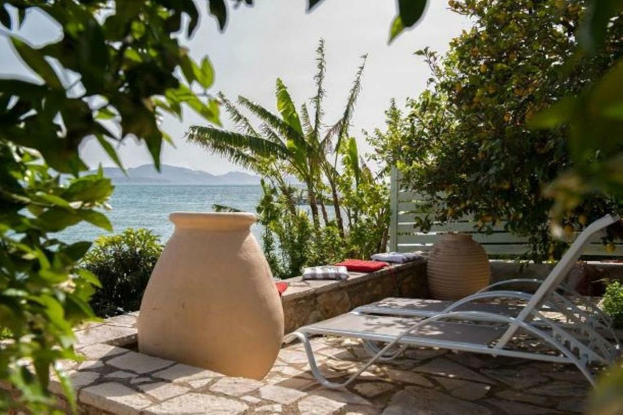Seafront Apartment Ιι In Kiveri, Near Nafplion. エクステリア 写真