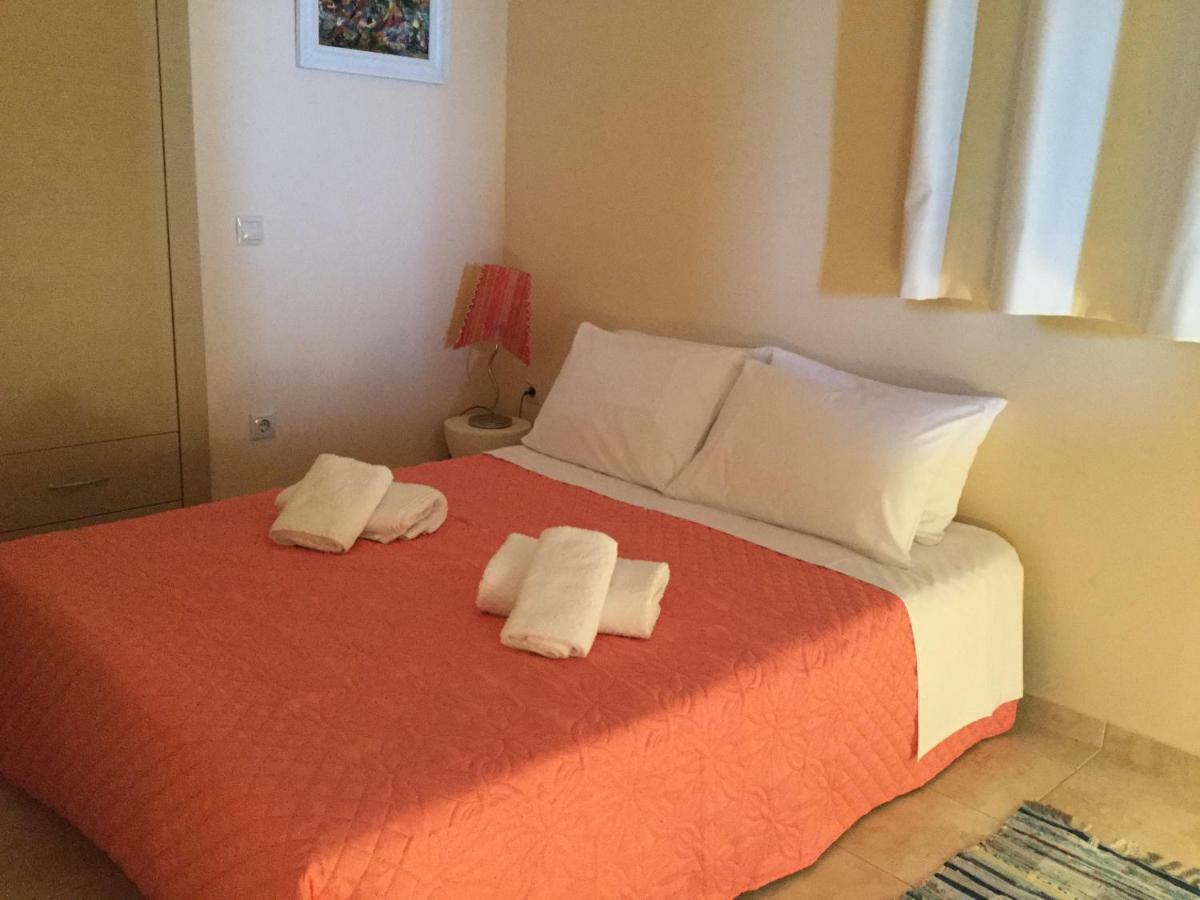 Seafront Apartment Ιι In Kiveri, Near Nafplion. エクステリア 写真